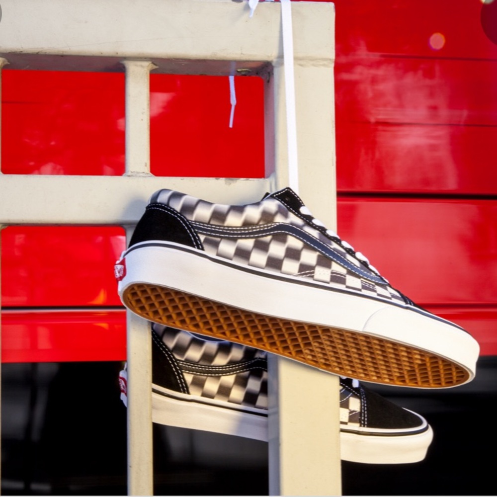VANS Old Skool Blur Check Black Classic W AUTHENT - Picture 2 of 9